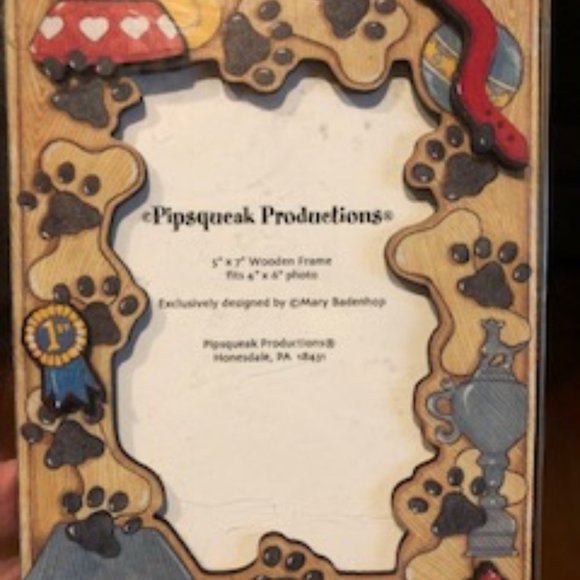 WOODEN PET PHOTO FRAME NWB - Picture 1 of 2